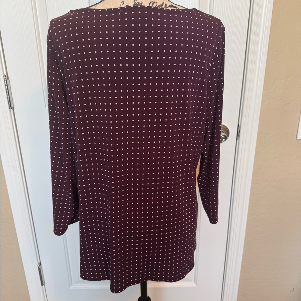 EUC Calvin Klein Women’s Plum with White Polka Dot Top 3/4 Sleeve Size XL - Picture 3 of 6